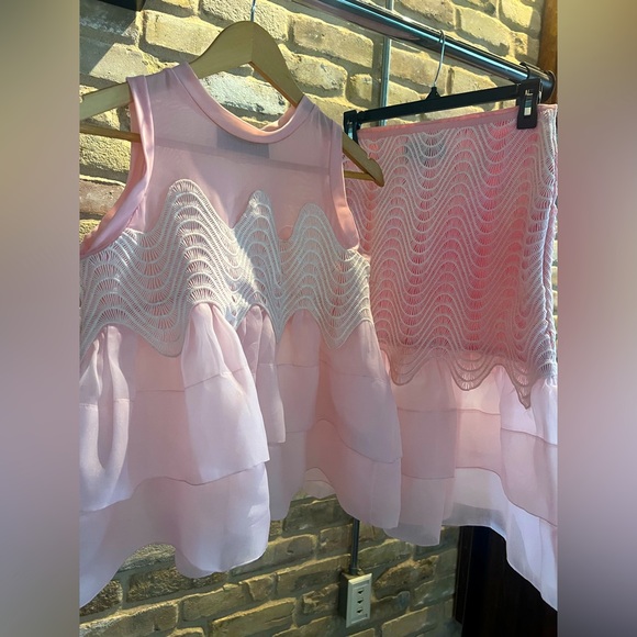 Cynthia Rowley 2 piece - Picture 2 of 2